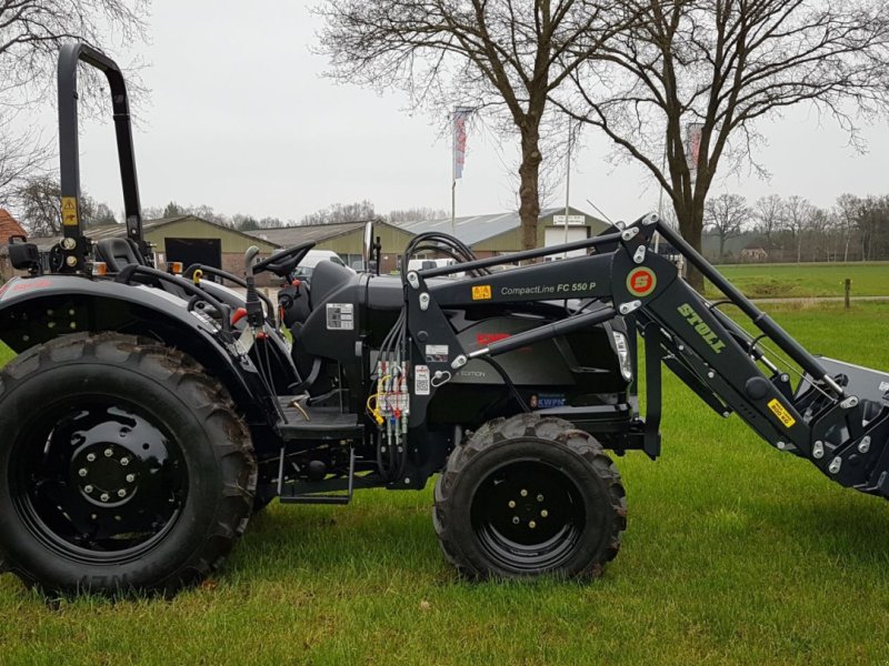 Traktor of the type Knegt 504 G3, Neumaschine in Bathmen (Picture 1)