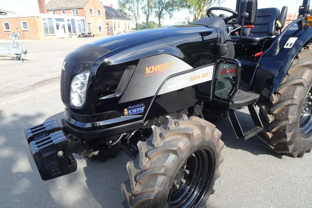 Traktor van het type Knegt 504G3 Black Edition ., Neumaschine in Losdorp (Foto 10)