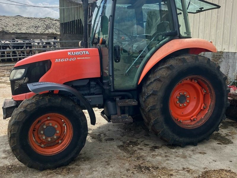 Traktor Türe ait Kubota 6040 DTN 4RM, Gebrauchtmaschine içinde PONTIVY (resim 1)