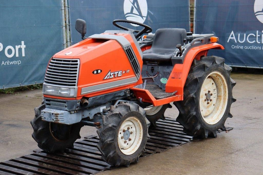 Traktor des Typs Kubota A-17, Gebrauchtmaschine in Antwerpen (Bild 10)