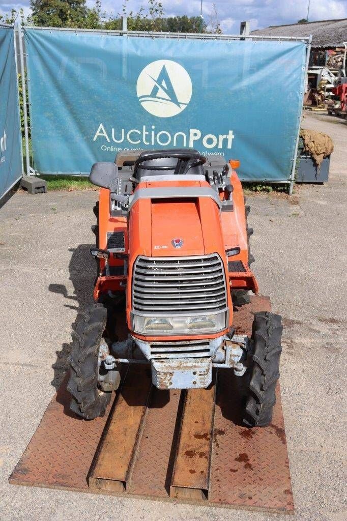 Traktor типа Kubota Aste A-15, Gebrauchtmaschine в Antwerpen (Фотография 8)