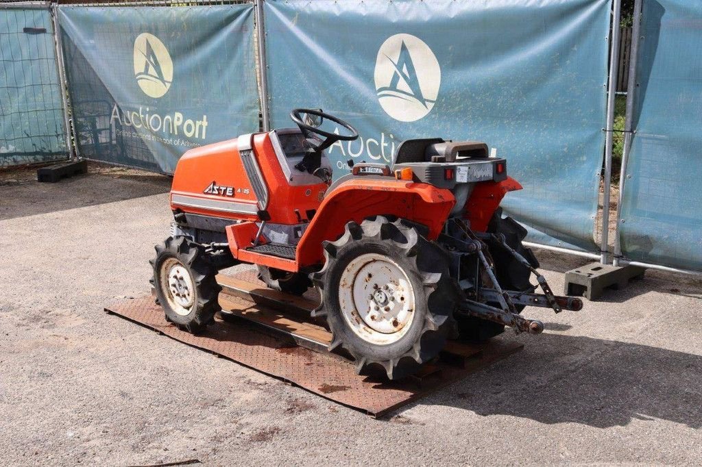 Traktor типа Kubota Aste A-15, Gebrauchtmaschine в Antwerpen (Фотография 3)