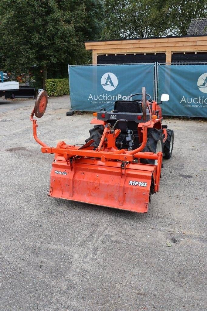 Traktor van het type Kubota Aste A-155, Gebrauchtmaschine in Antwerpen (Foto 7)