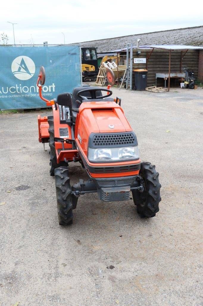 Traktor van het type Kubota Aste A-155, Gebrauchtmaschine in Antwerpen (Foto 8)