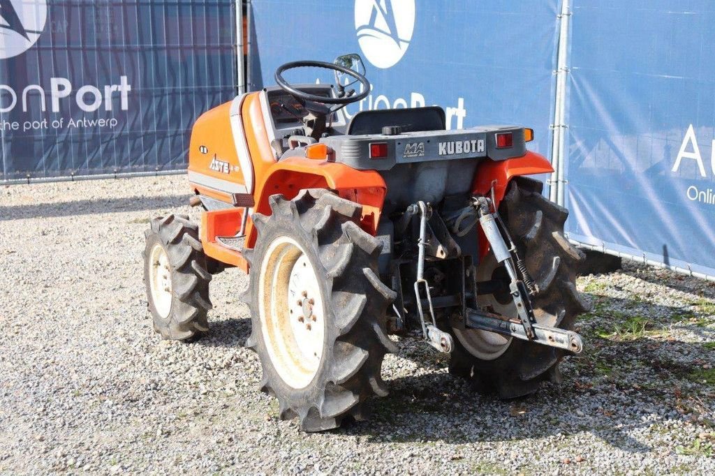 Traktor typu Kubota ASTE A-17, Gebrauchtmaschine w Antwerpen (Zdjęcie 4)