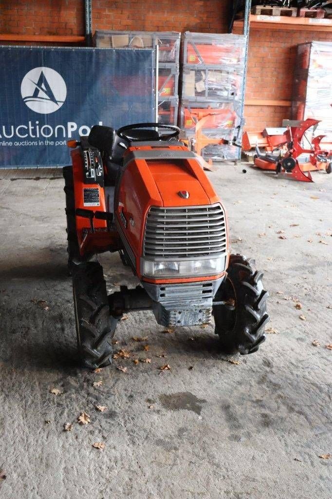 Traktor des Typs Kubota ASTE A-17, Gebrauchtmaschine in Antwerpen (Bild 8)