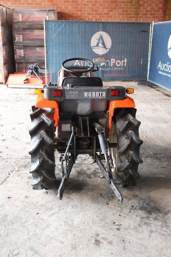 Traktor des Typs Kubota ASTE A-17, Gebrauchtmaschine in Antwerpen (Bild 5)