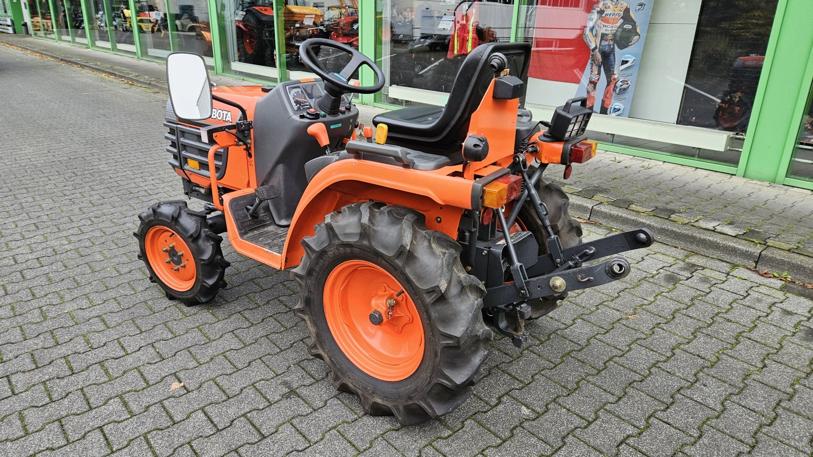 Traktor типа Kubota B 1410, Gebrauchtmaschine в Olpe (Фотография 7)