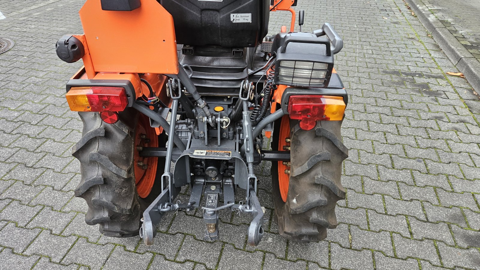 Traktor typu Kubota B 1410, Gebrauchtmaschine w Olpe (Zdjęcie 8)