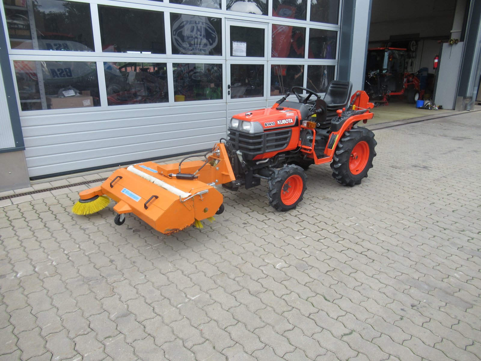 Traktor del tipo Kubota B 1410, Gebrauchtmaschine In Waischenfeld (Immagine 2)