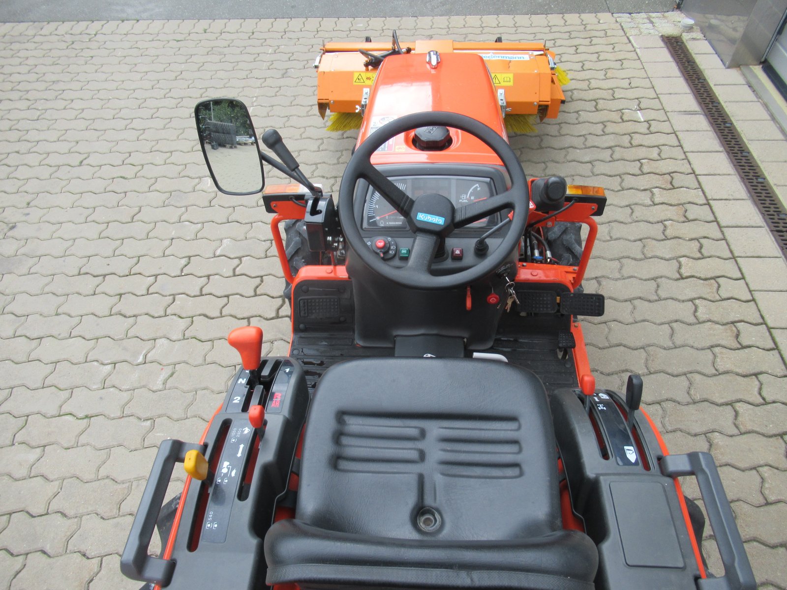 Traktor типа Kubota B 1410, Gebrauchtmaschine в Waischenfeld (Фотография 7)