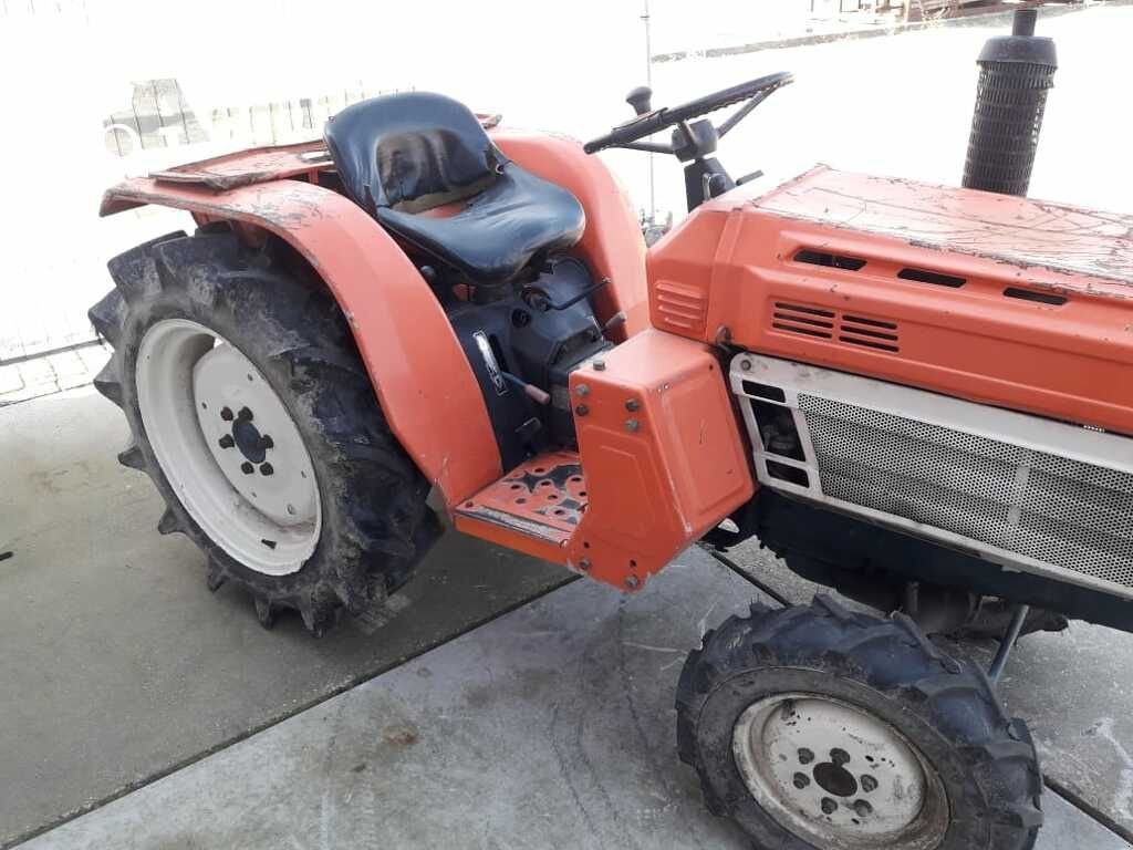 Traktor des Typs Kubota B 1600, Gebrauchtmaschine in Klundert (Bild 3)