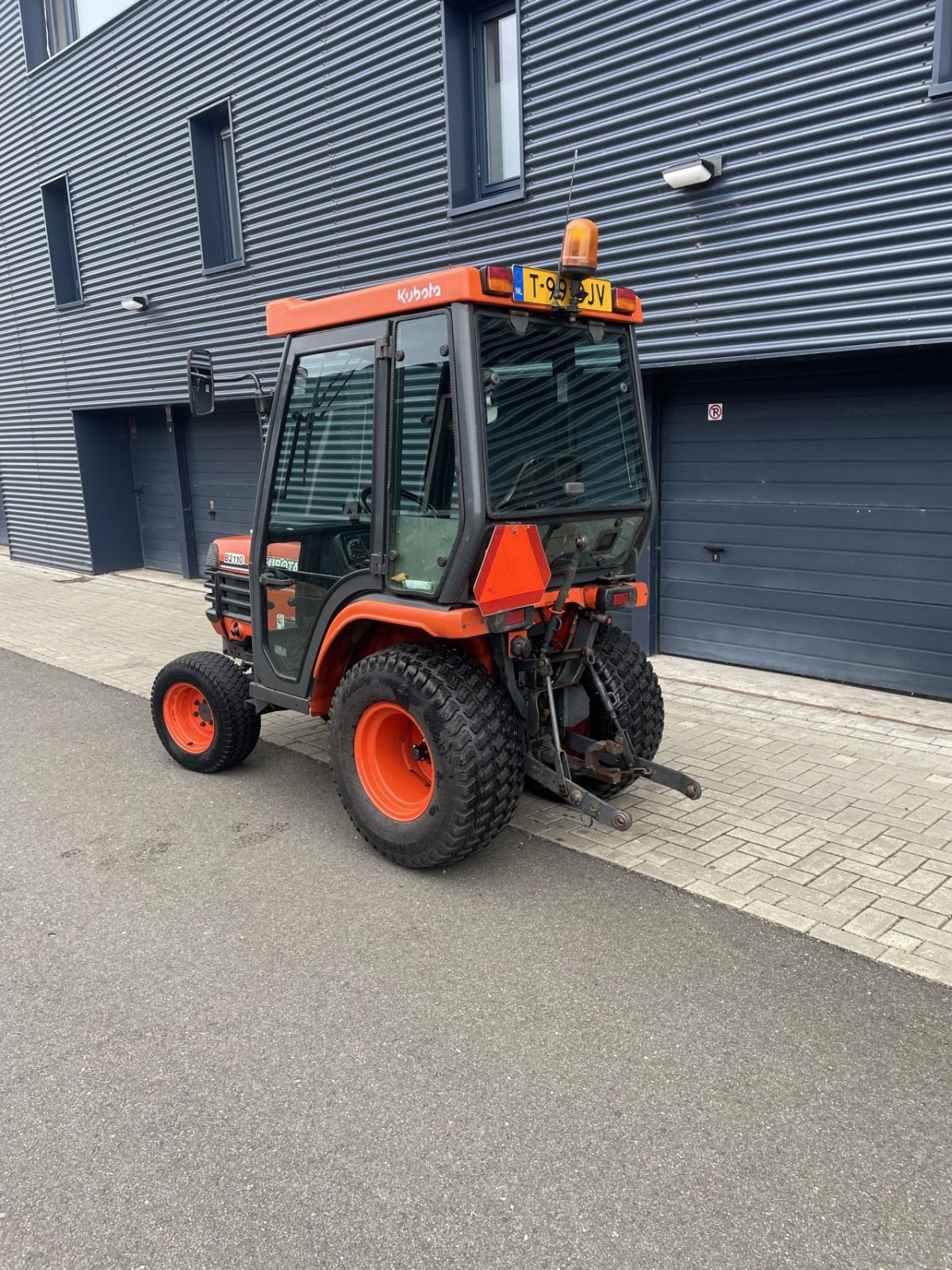 Traktor des Typs Kubota B 2110, Gebrauchtmaschine in Haarlem (Bild 3)