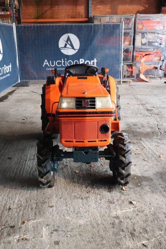 Traktor Türe ait Kubota B1-16, Gebrauchtmaschine içinde Antwerpen (resim 9)