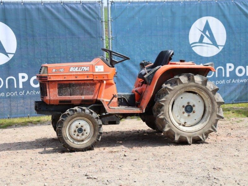 Traktor типа Kubota B1-16D, Gebrauchtmaschine в Antwerpen (Фотография 1)