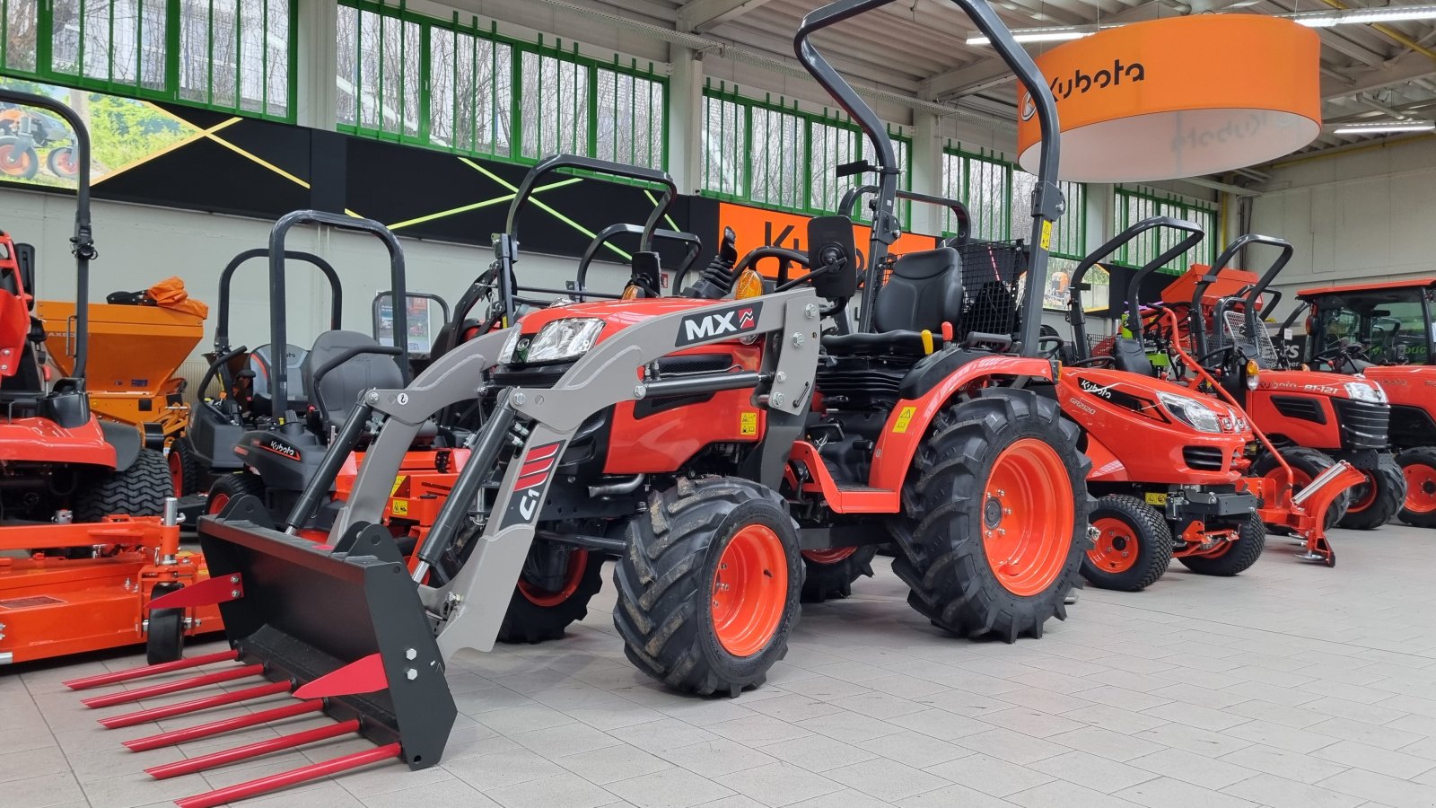 Traktor del tipo Kubota B1-181 Frontlader, Neumaschine In Olpe (Immagine 4)