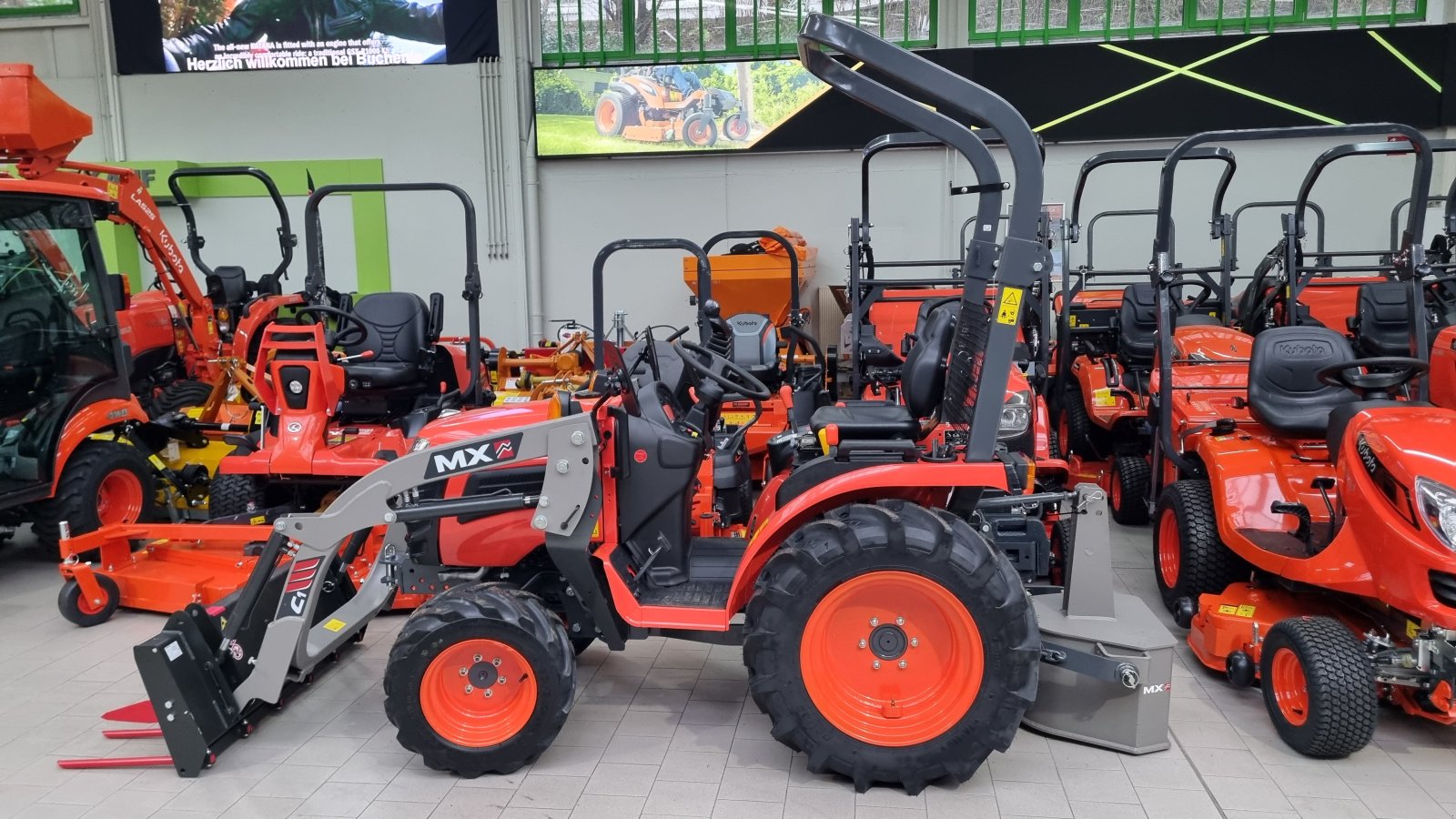 Traktor van het type Kubota B1-181 Frontlader, Neumaschine in Olpe (Foto 10)