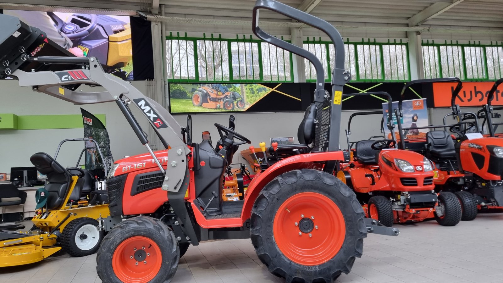 Traktor от тип Kubota B1161 incl Frontlader, Neumaschine в Olpe (Снимка 16)