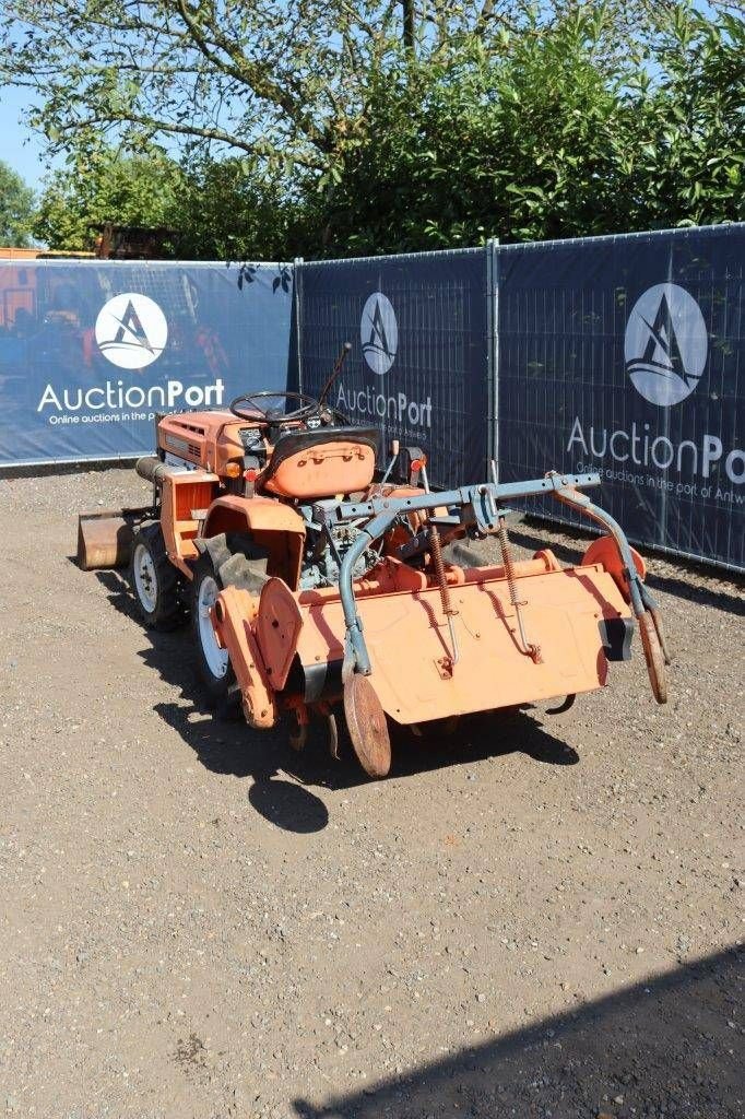 Traktor of the type Kubota B1200, Gebrauchtmaschine in Antwerpen (Picture 4)