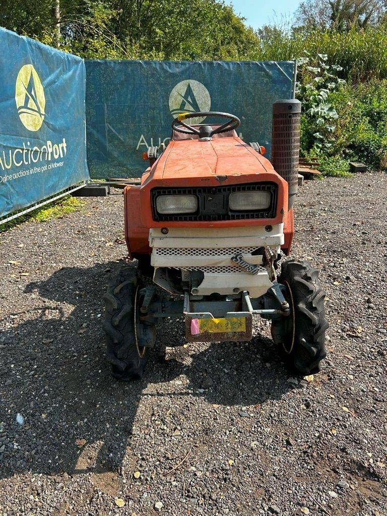 Traktor des Typs Kubota B1200, Gebrauchtmaschine in Antwerpen (Bild 4)