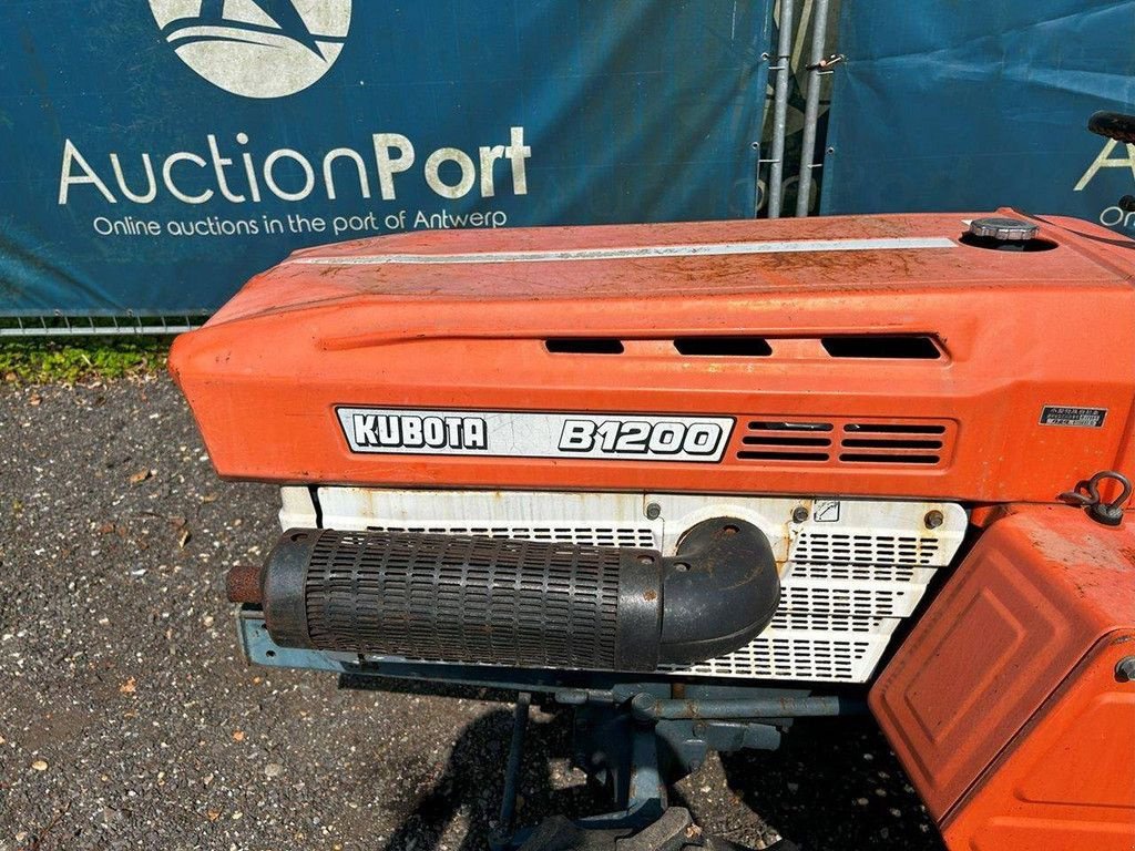 Traktor του τύπου Kubota B1200DT, Gebrauchtmaschine σε Antwerpen (Φωτογραφία 9)