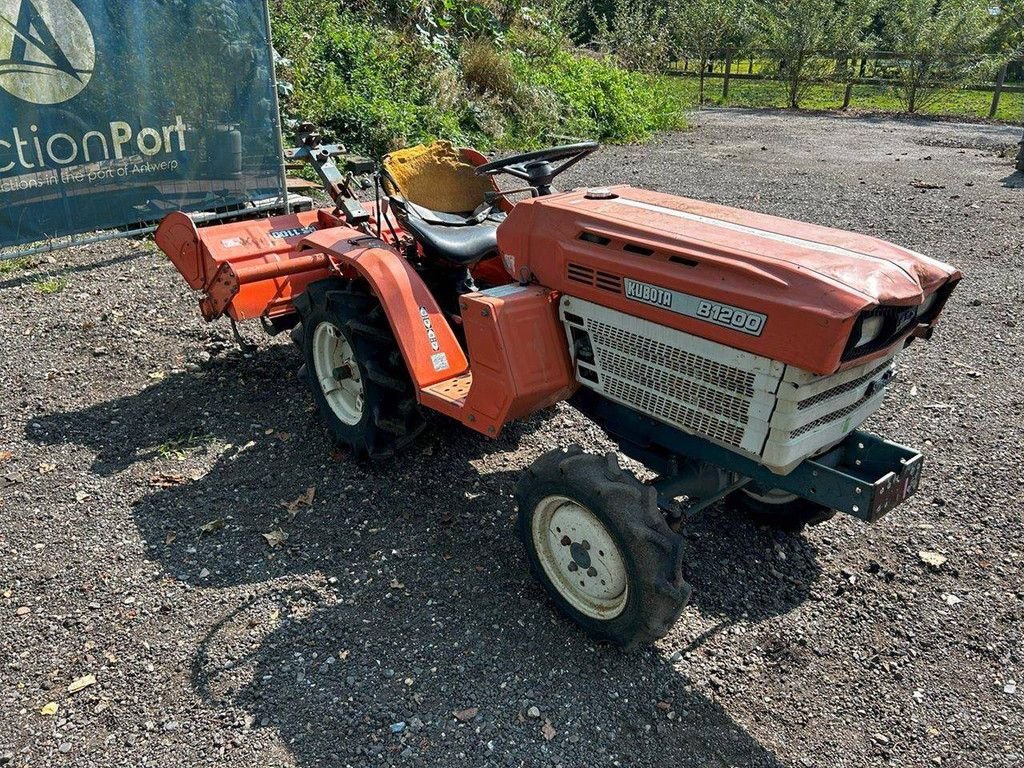 Traktor of the type Kubota B1200DT, Gebrauchtmaschine in Antwerpen (Picture 7)