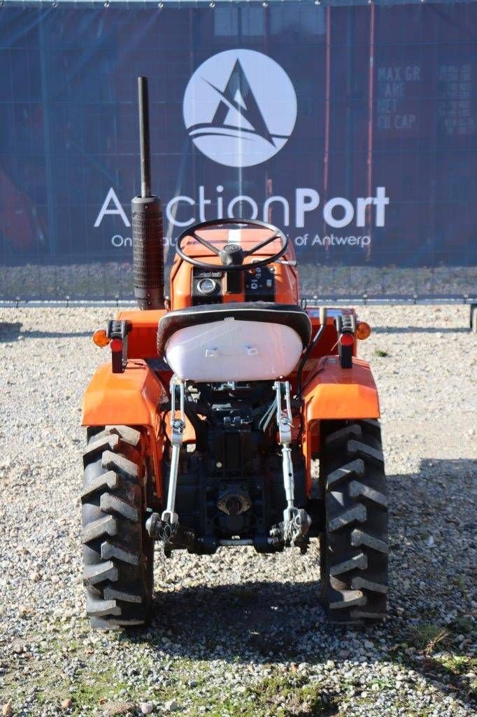 Traktor van het type Kubota B1200DT, Gebrauchtmaschine in Antwerpen (Foto 5)