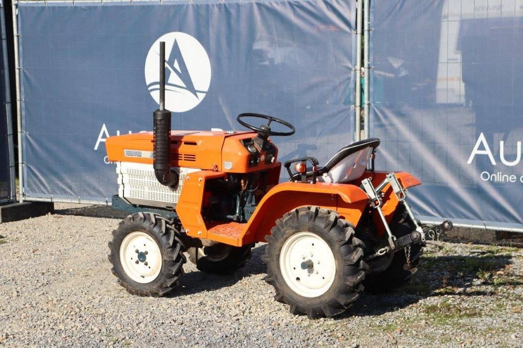 Traktor van het type Kubota B1200DT, Gebrauchtmaschine in Antwerpen (Foto 3)