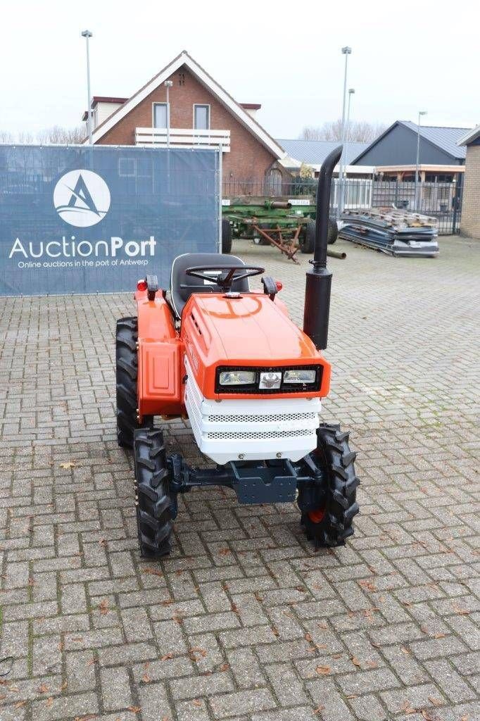 Traktor tip Kubota B1400, Gebrauchtmaschine in Antwerpen (Poză 8)