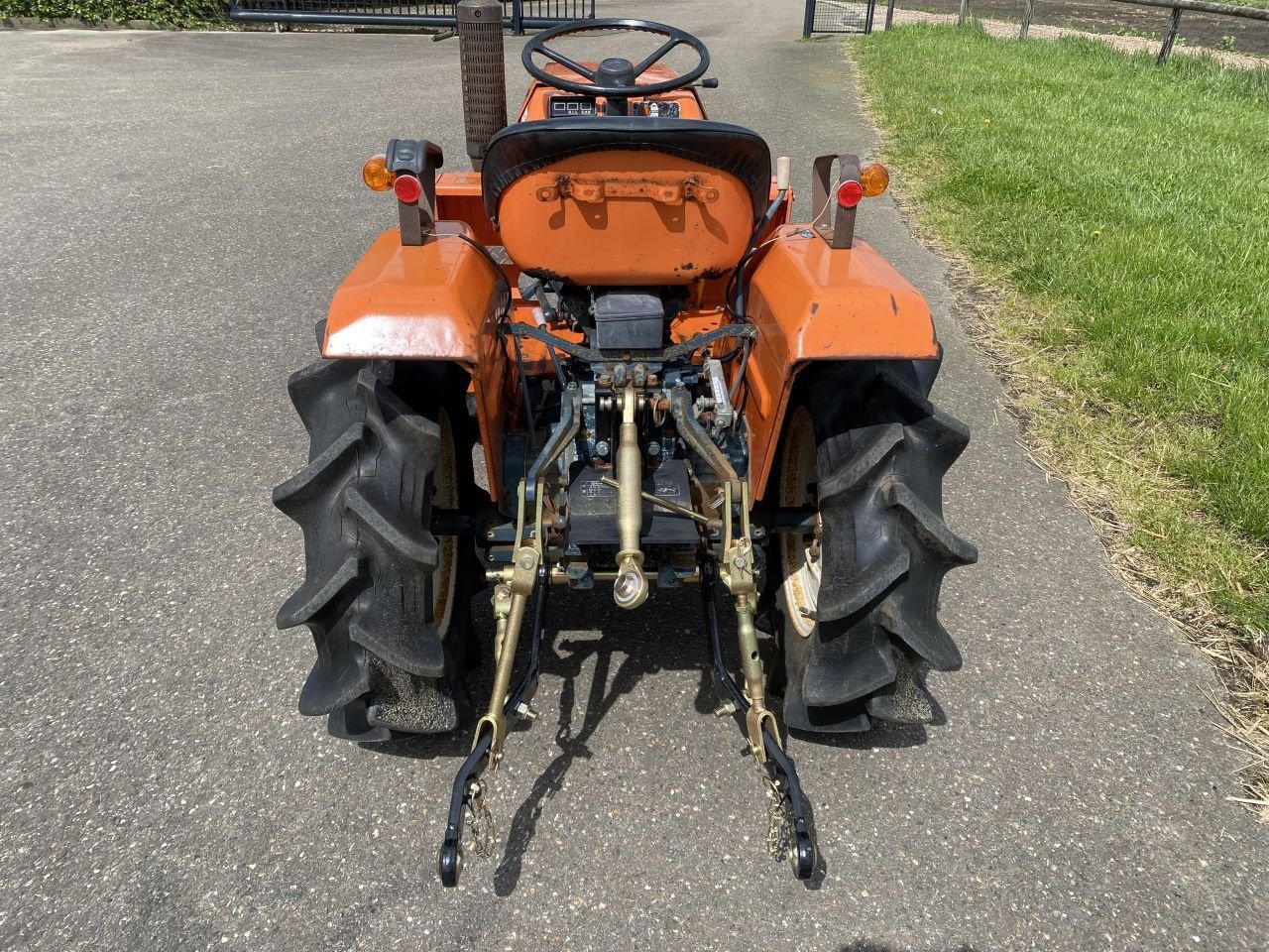 Traktor del tipo Kubota B1400, Gebrauchtmaschine en Baarle Nassau (Imagen 4)