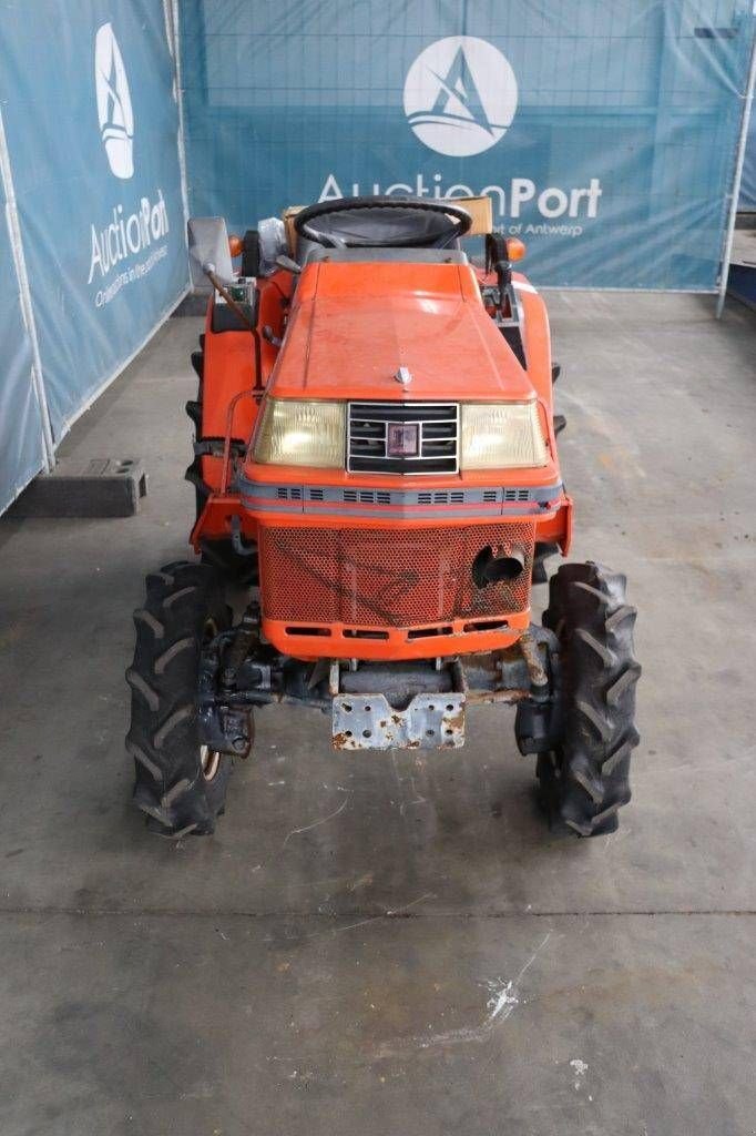 Traktor van het type Kubota B1402DT, Gebrauchtmaschine in Antwerpen (Foto 9)