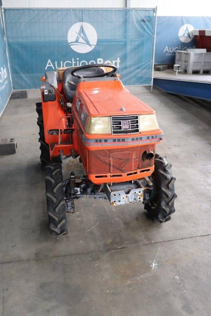 Traktor van het type Kubota B1402DT, Gebrauchtmaschine in Antwerpen (Foto 8)