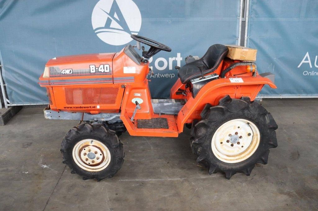 Traktor van het type Kubota B1402DT, Gebrauchtmaschine in Antwerpen (Foto 2)