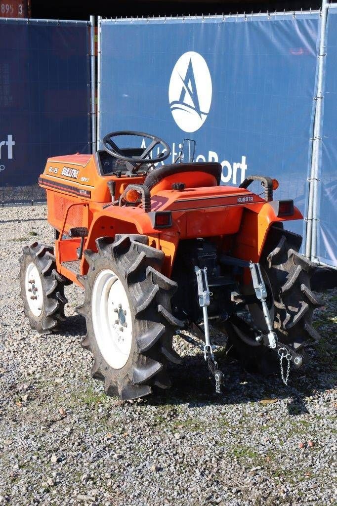 Traktor des Typs Kubota B1502DT, Gebrauchtmaschine in Antwerpen (Bild 4)