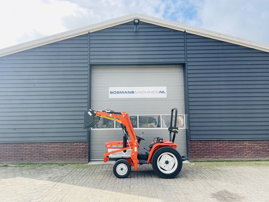 Traktor du type Kubota B1600 4WD 20 PK minitractor + frontlader / gazonbanden, Gebrauchtmaschine en Neer (Photo 1)