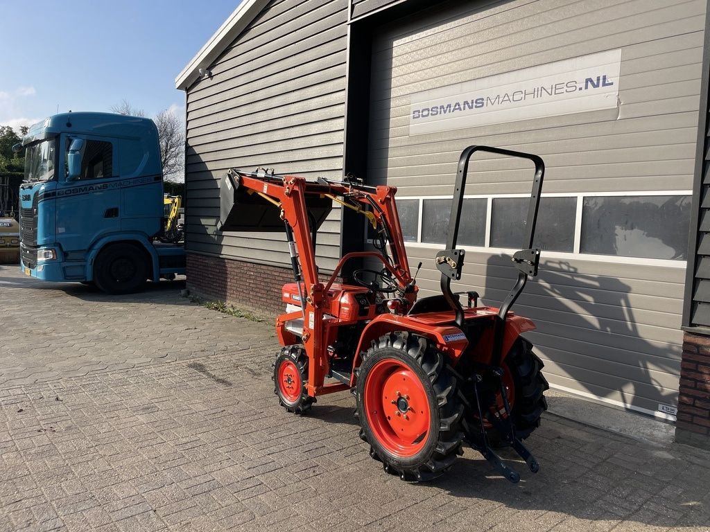 Traktor typu Kubota B1600 4WD 20 PK minitractor + frontlader, Gebrauchtmaschine w Neer (Zdjęcie 9)