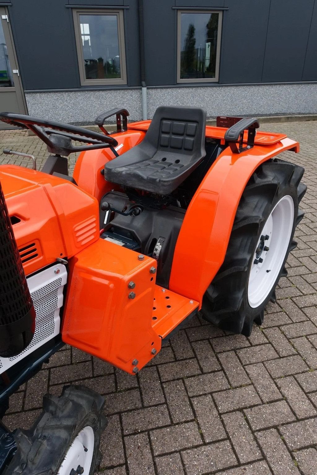 Traktor του τύπου Kubota B1600 4wd / 468 Draaiuren / Superkruipversnelling, Gebrauchtmaschine σε Swifterband (Φωτογραφία 11)