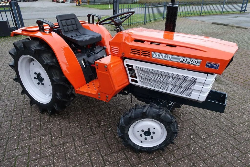 Traktor del tipo Kubota B1600 4wd / 564 Draaiuren / Superkruipversnelling, Gebrauchtmaschine In Swifterband (Immagine 2)