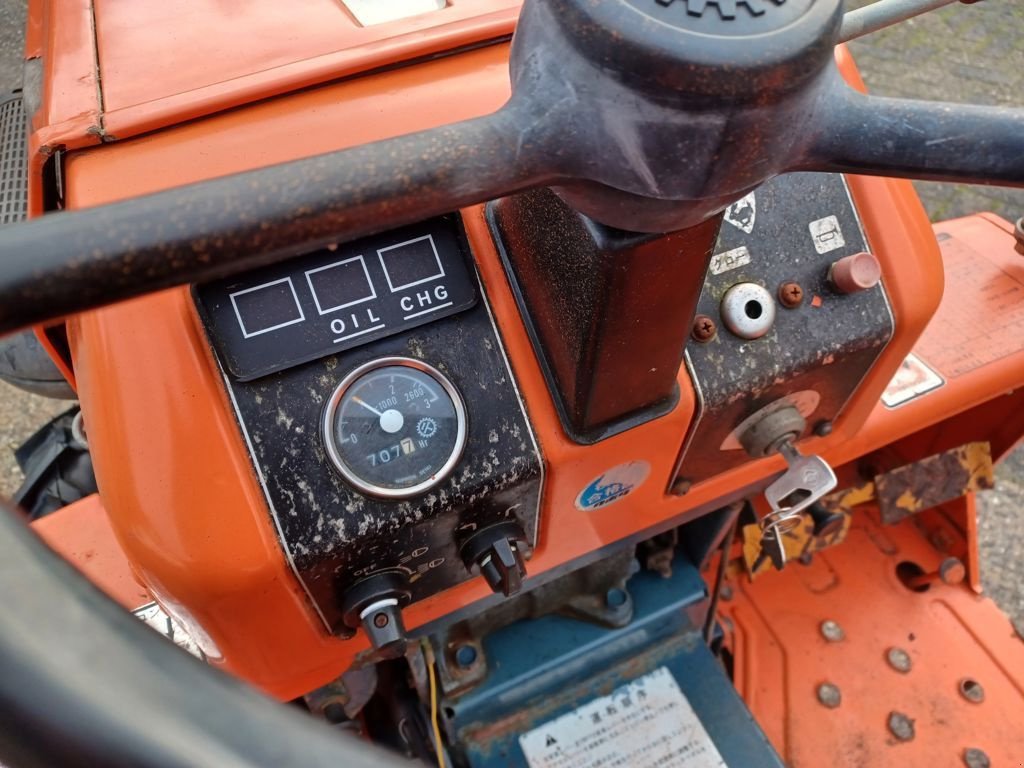 Traktor типа Kubota B1600, Gebrauchtmaschine в Hasselt (Фотография 8)