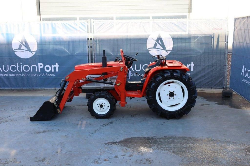 Traktor του τύπου Kubota B1600, Gebrauchtmaschine σε Antwerpen (Φωτογραφία 2)