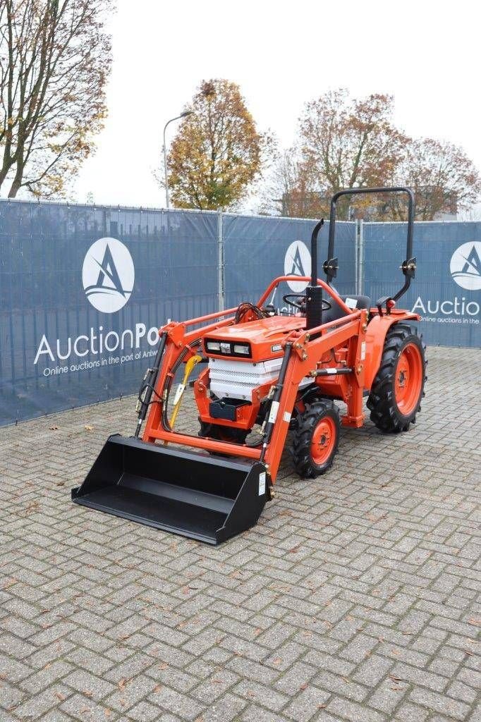 Traktor van het type Kubota B1600D, Neumaschine in Antwerpen (Foto 10)