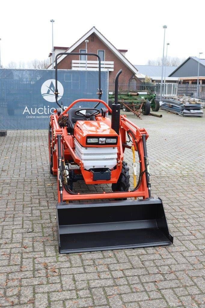 Traktor van het type Kubota B1600D, Neumaschine in Antwerpen (Foto 8)