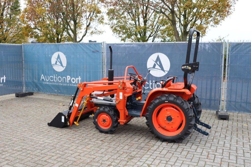 Traktor от тип Kubota B1600D, Neumaschine в Antwerpen (Снимка 3)