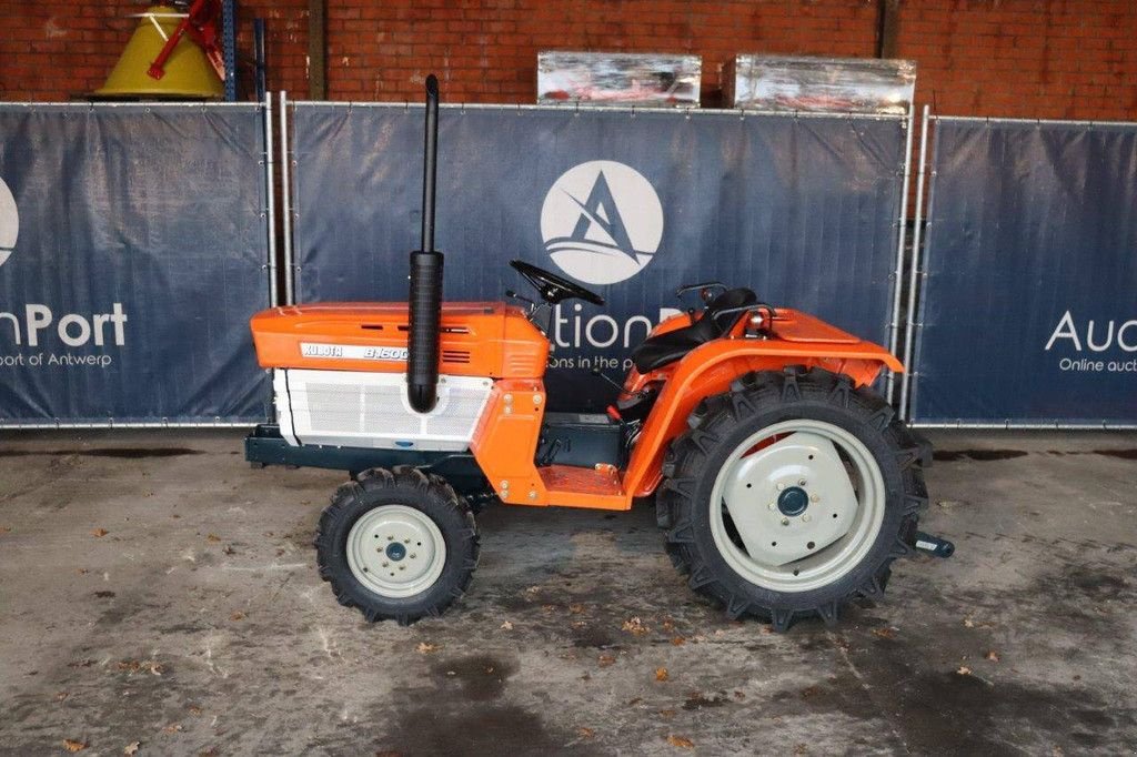 Traktor van het type Kubota B1600DT, Gebrauchtmaschine in Antwerpen (Foto 2)