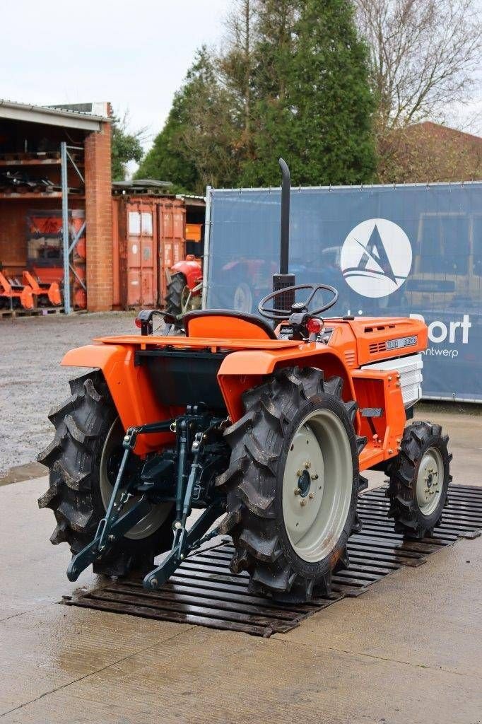 Traktor от тип Kubota B1600DT, Gebrauchtmaschine в Antwerpen (Снимка 7)