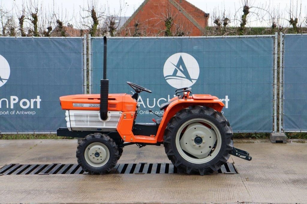 Traktor от тип Kubota B1600DT, Gebrauchtmaschine в Antwerpen (Снимка 2)