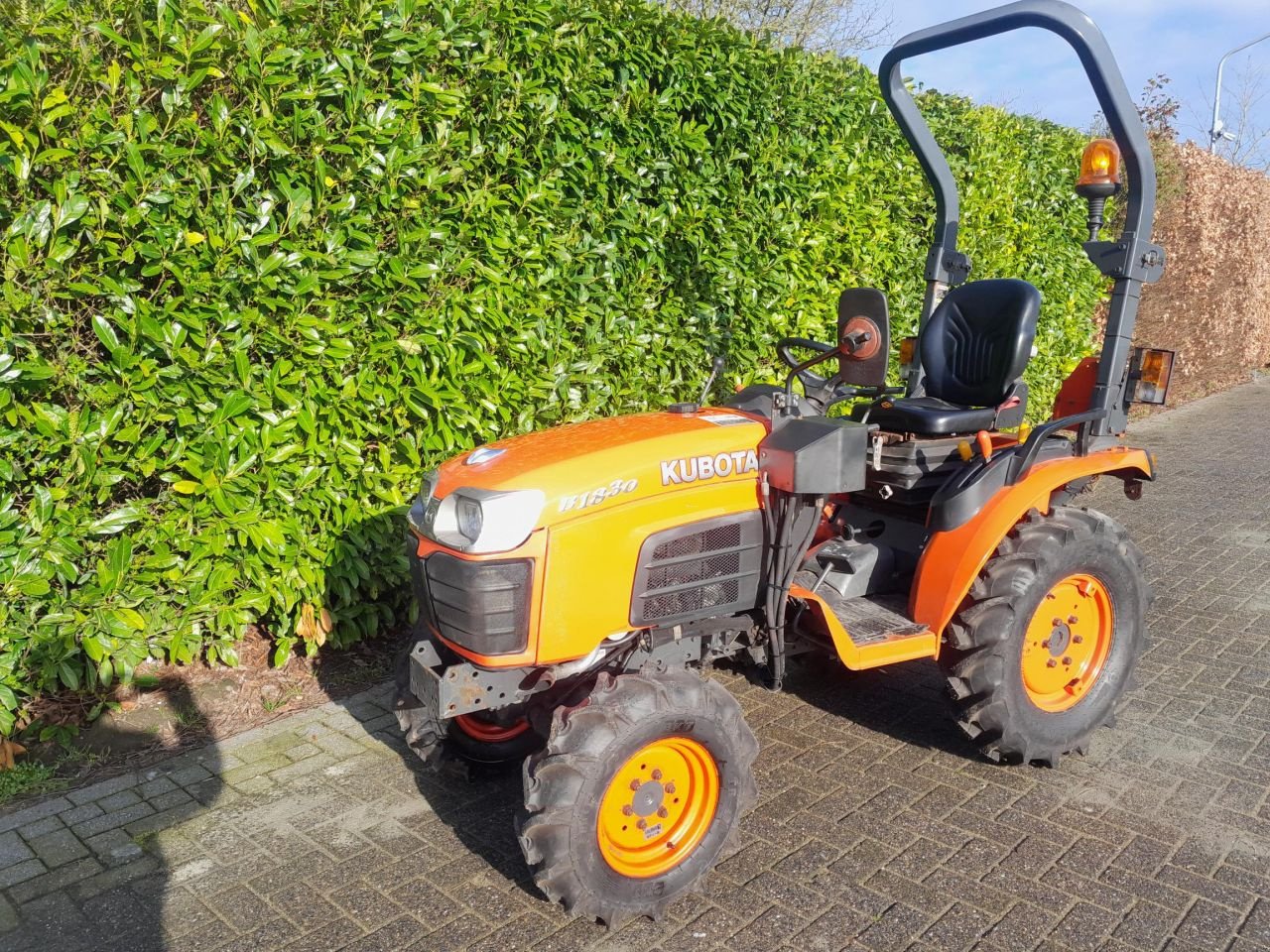 Traktor des Typs Kubota B1830, Gebrauchtmaschine in Oud Gastel (Bild 2)