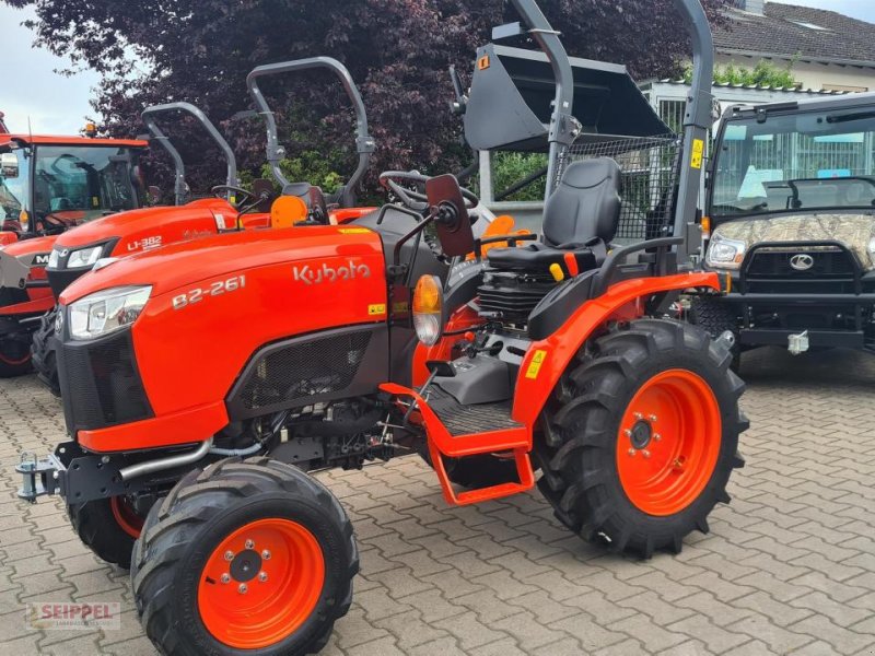 Traktor Türe ait Kubota B2-261 D ROPS, Neumaschine içinde Groß-Umstadt (resim 1)