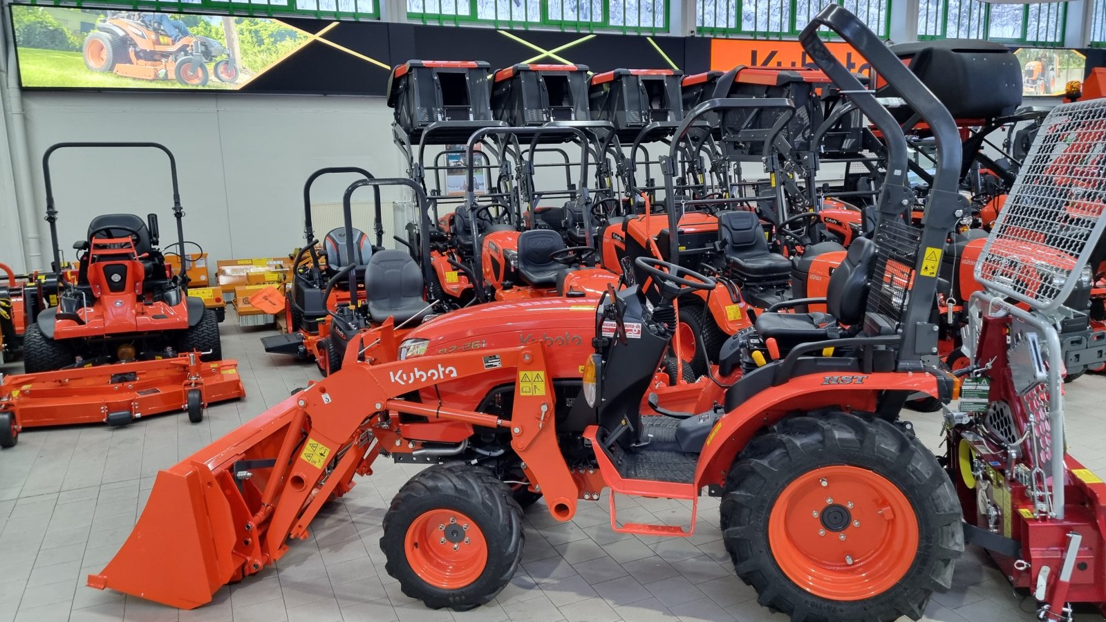 Traktor typu Kubota B2-261 HST, Neumaschine w Olpe (Zdjęcie 9)