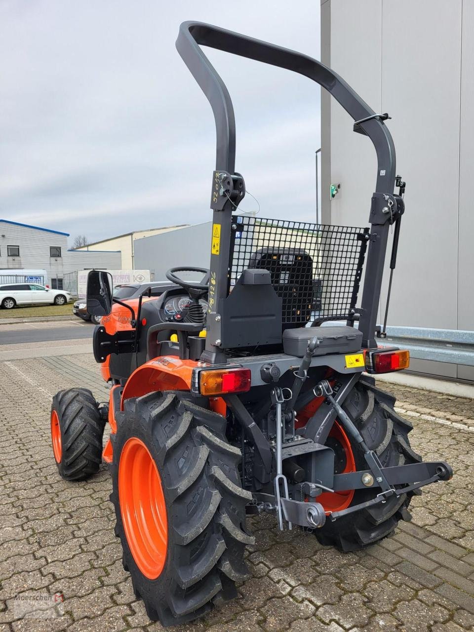 Traktor des Typs Kubota B2-261HR, Neumaschine in Tönisvorst (Bild 2)